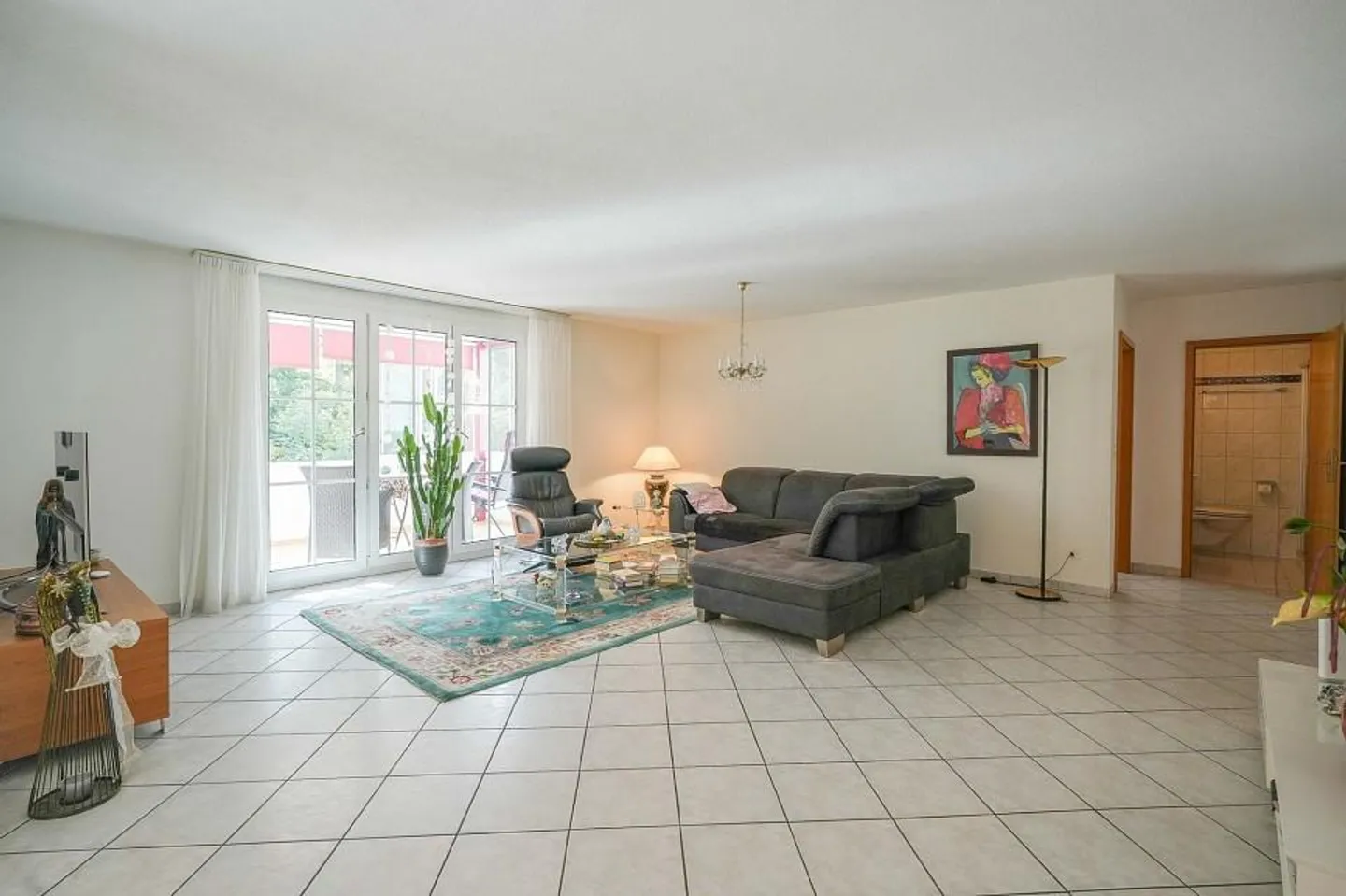 Well-maintained 4.5 room apartment in the village - Photo 10 of 13