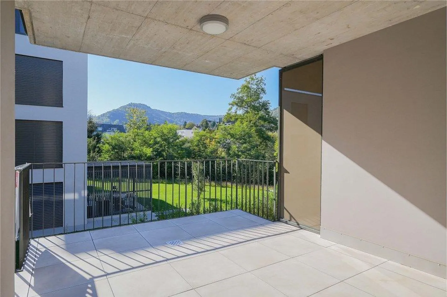 Vivere modernamente per meno di CHF 1'000.-- al mese - Foto 4 di 13