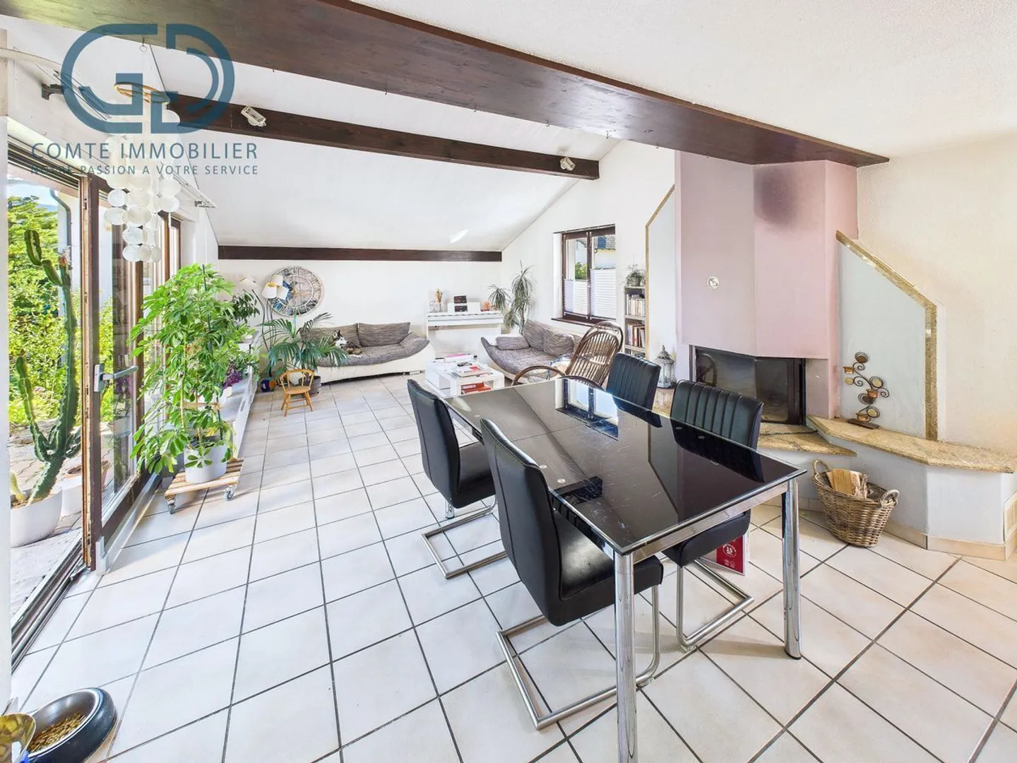 Casa indipendente composta da 2 appartamenti - Foto 5 di 13