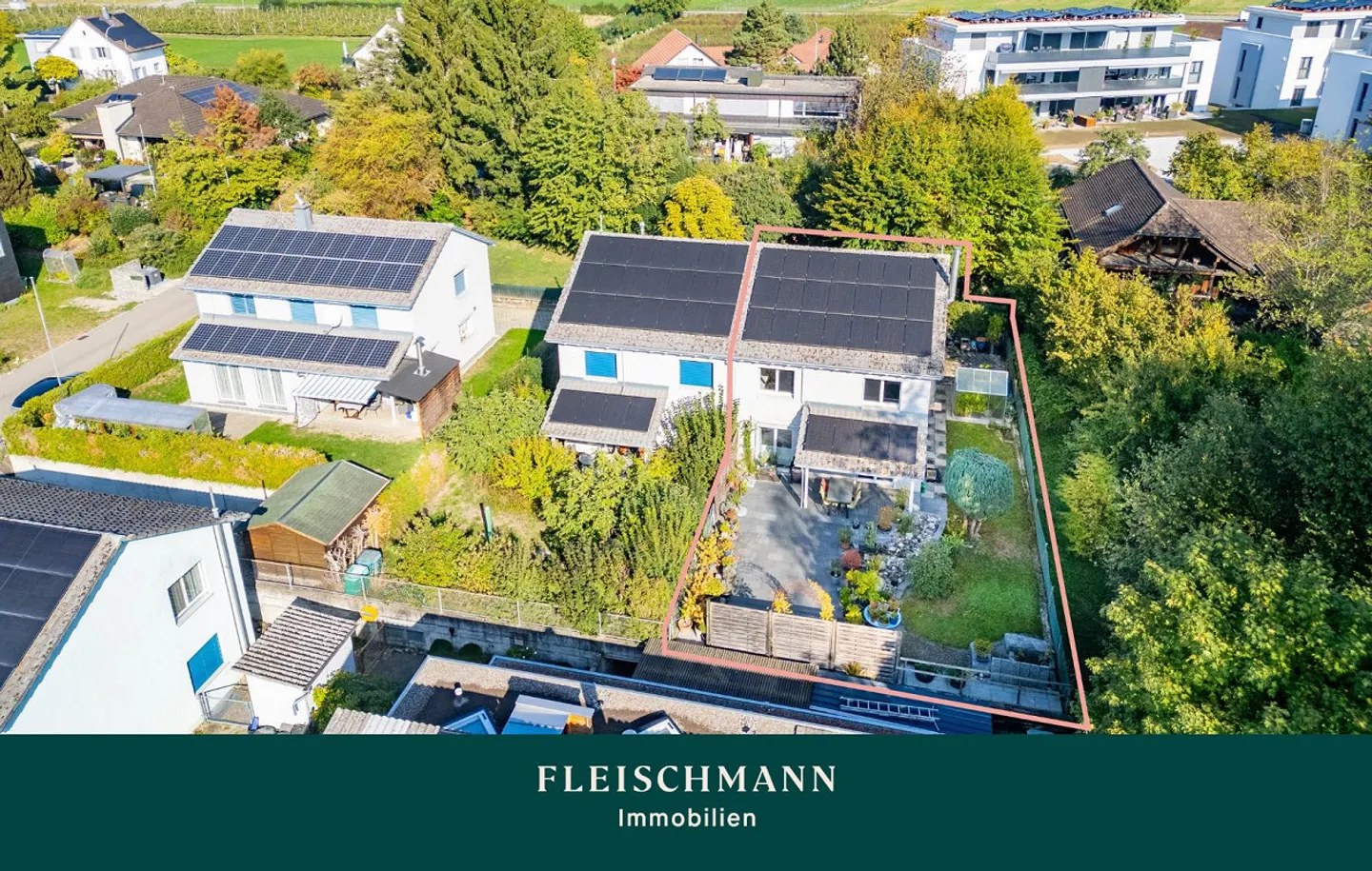 Well-kept semi-detached house with idyllic garden - Photo 1 of 23