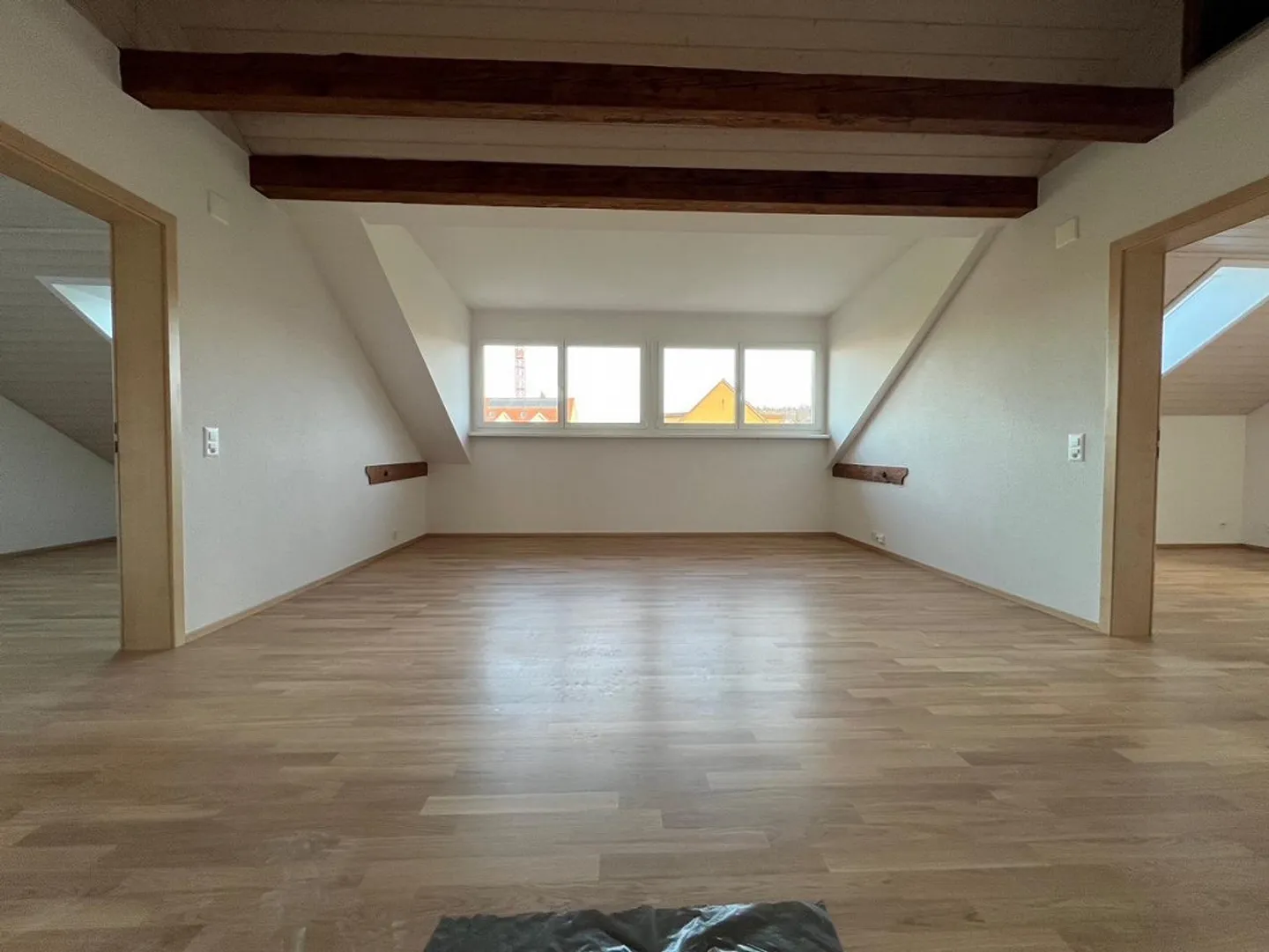 Charmante 4.5 Zimmer Wohnung - Foto 1 von 7