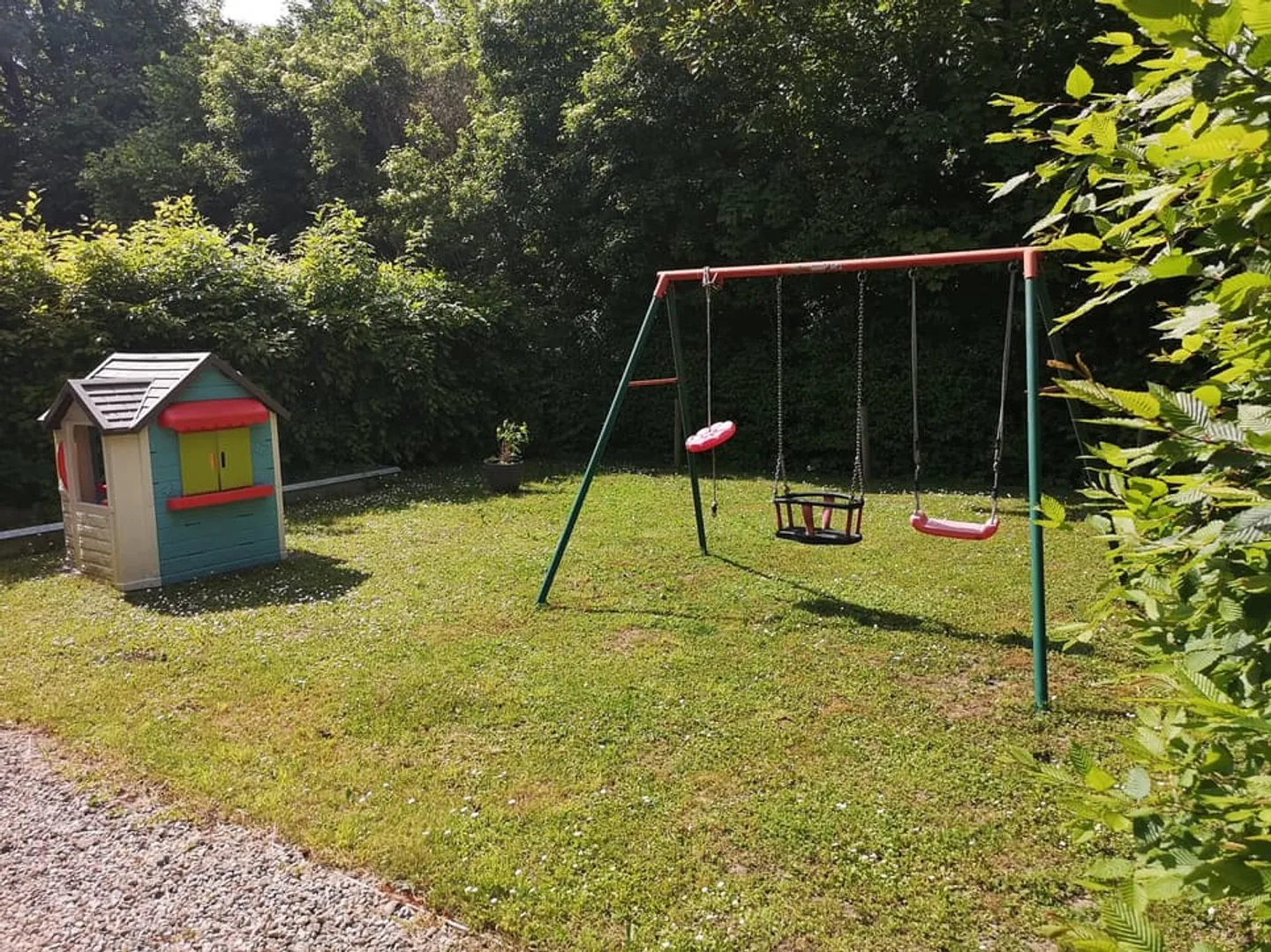 Magnificent well-kept duplex of 4.5 rooms in Cudrefin, close to the lake - Photo 9 of 13