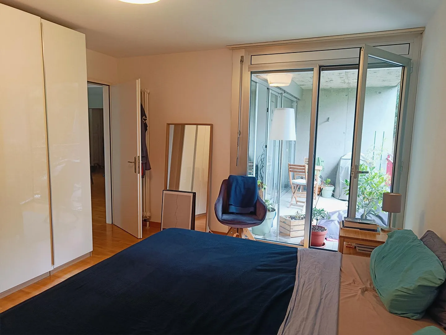 Subtenant for a 2.5-room apartment - Photo 4 of 10