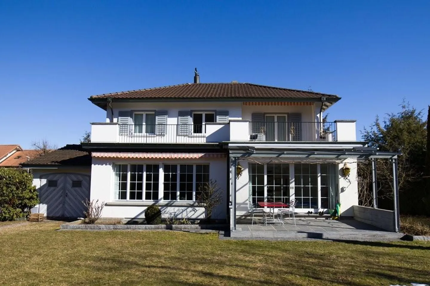 Jewel in the Heart of Wabern! - Photo 1 of 11