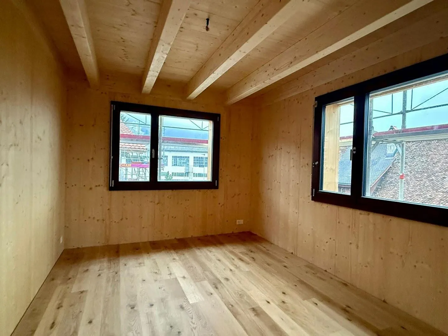 Erstvermietung: Moderne 4.5-Zimmer Attika-Maisonette, Holzbau - Foto 4 von 9