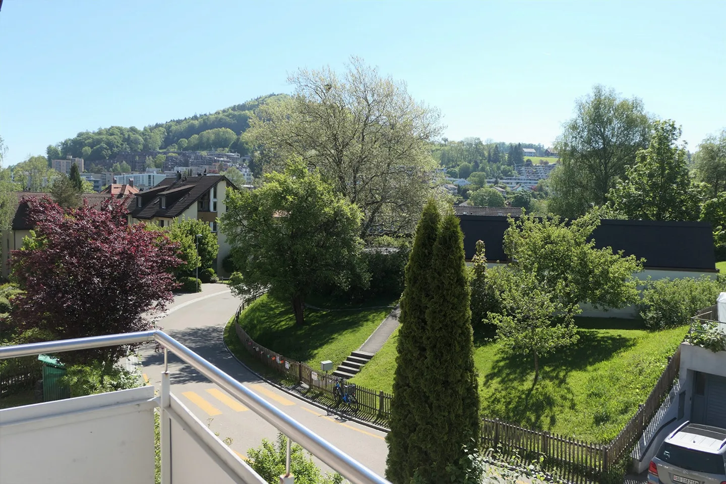 Bella appartamento di 4,5 stanze con balcone - Foto 2 di 8
