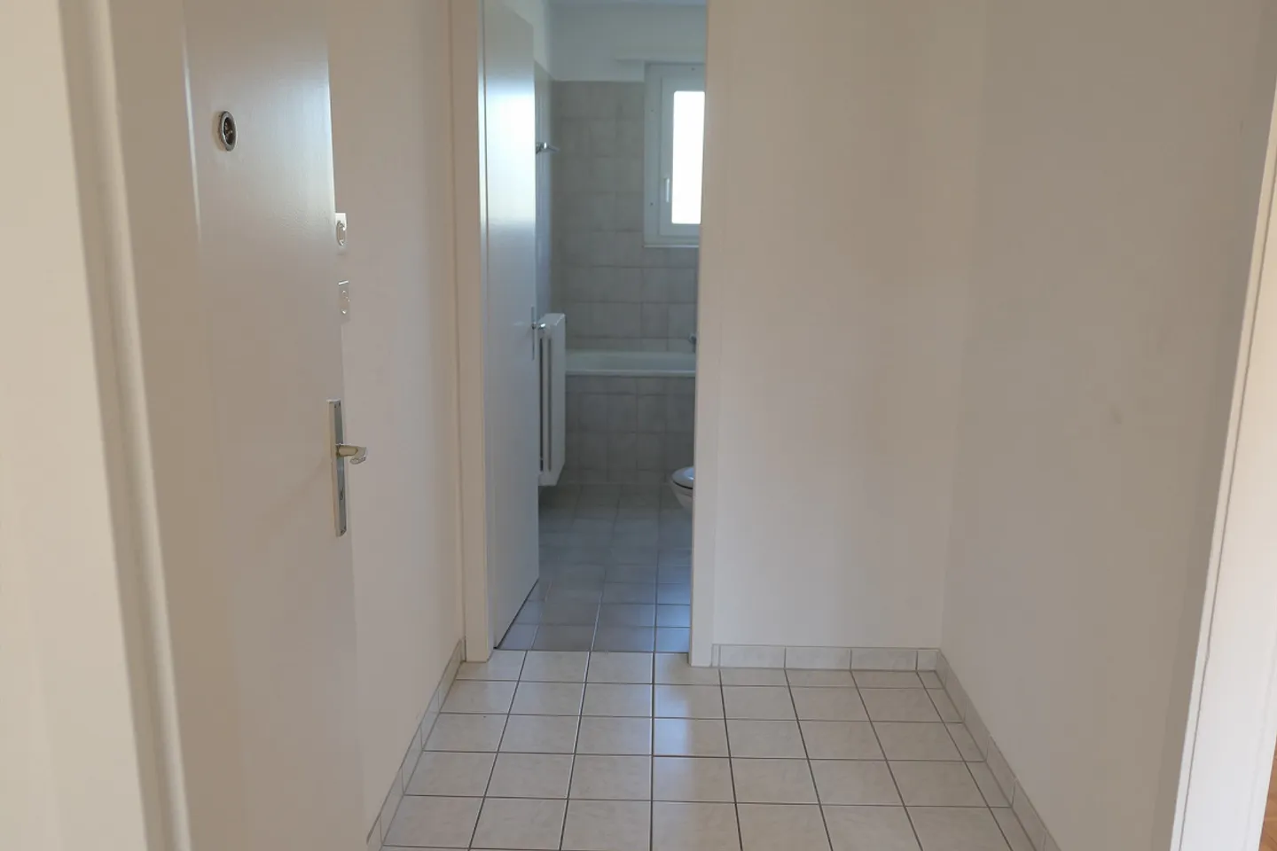 Bella appartamento di 4,5 stanze con balcone - Foto 8 di 8