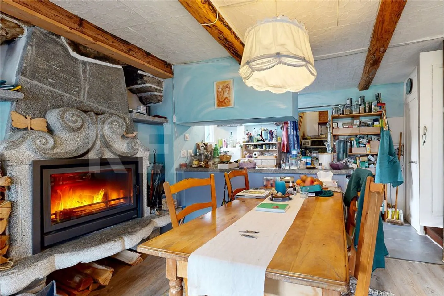 Casa con tre appartamenti - Foto 10 di 13