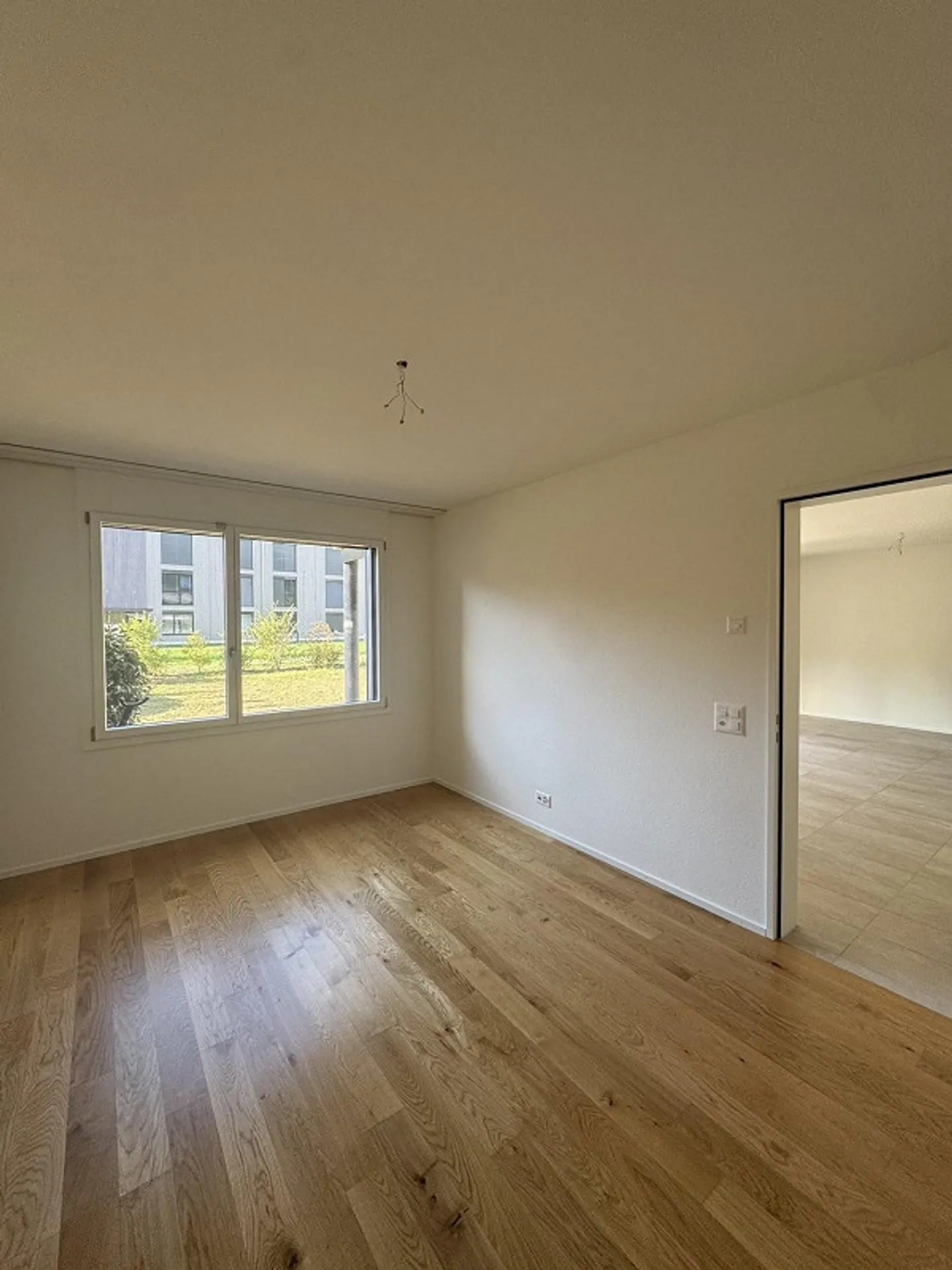 Modern 2.5 room apartment for rent - Photo 6 of 13