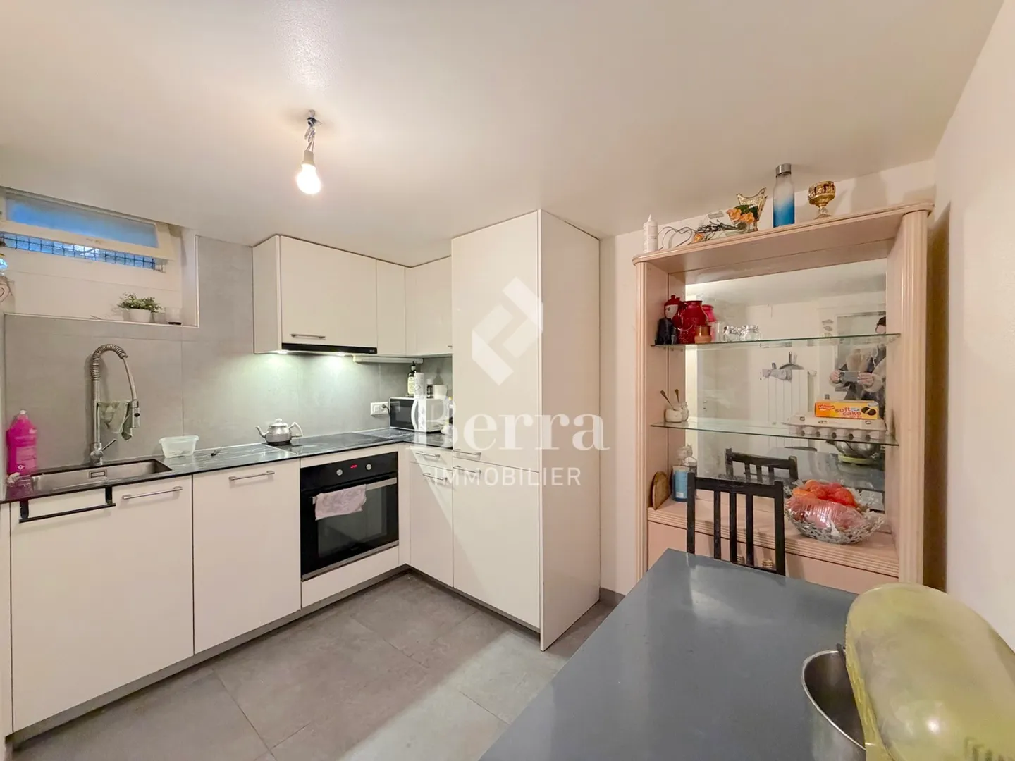 Proprietà d'investimento ristrutturata ad Aigle - Foto 10 di 16