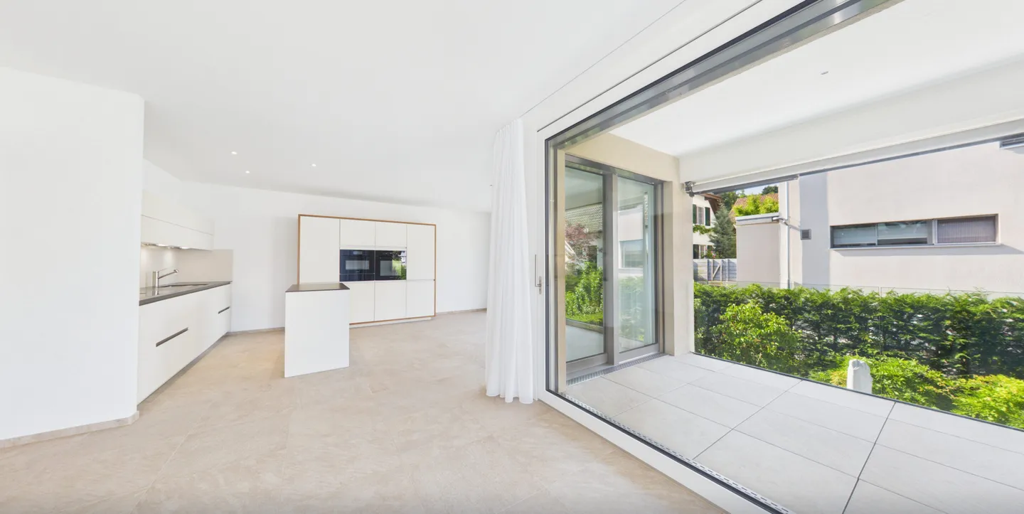 Modernes Apartment mit Balkon - Foto 1 von 12