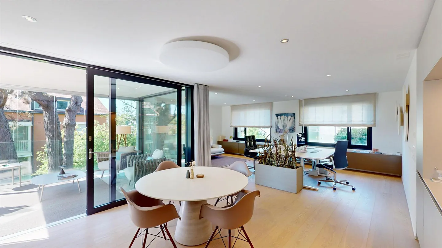 Exclusive 2.5-room garden apartment in the best location of Bottmingen Beautiful living with winter garden - Photo 6 of 10