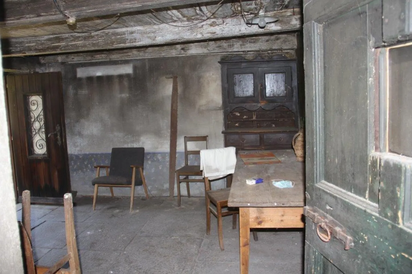 Grande rustico/casa con posteggi e terreno - Foto 7 di 16