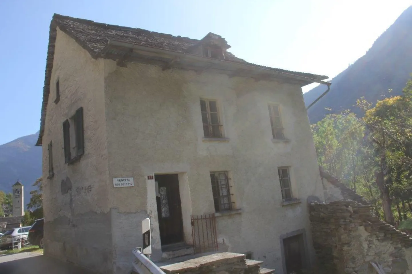 Grande rustico/casa con posteggi e terreno - Foto 16 di 16