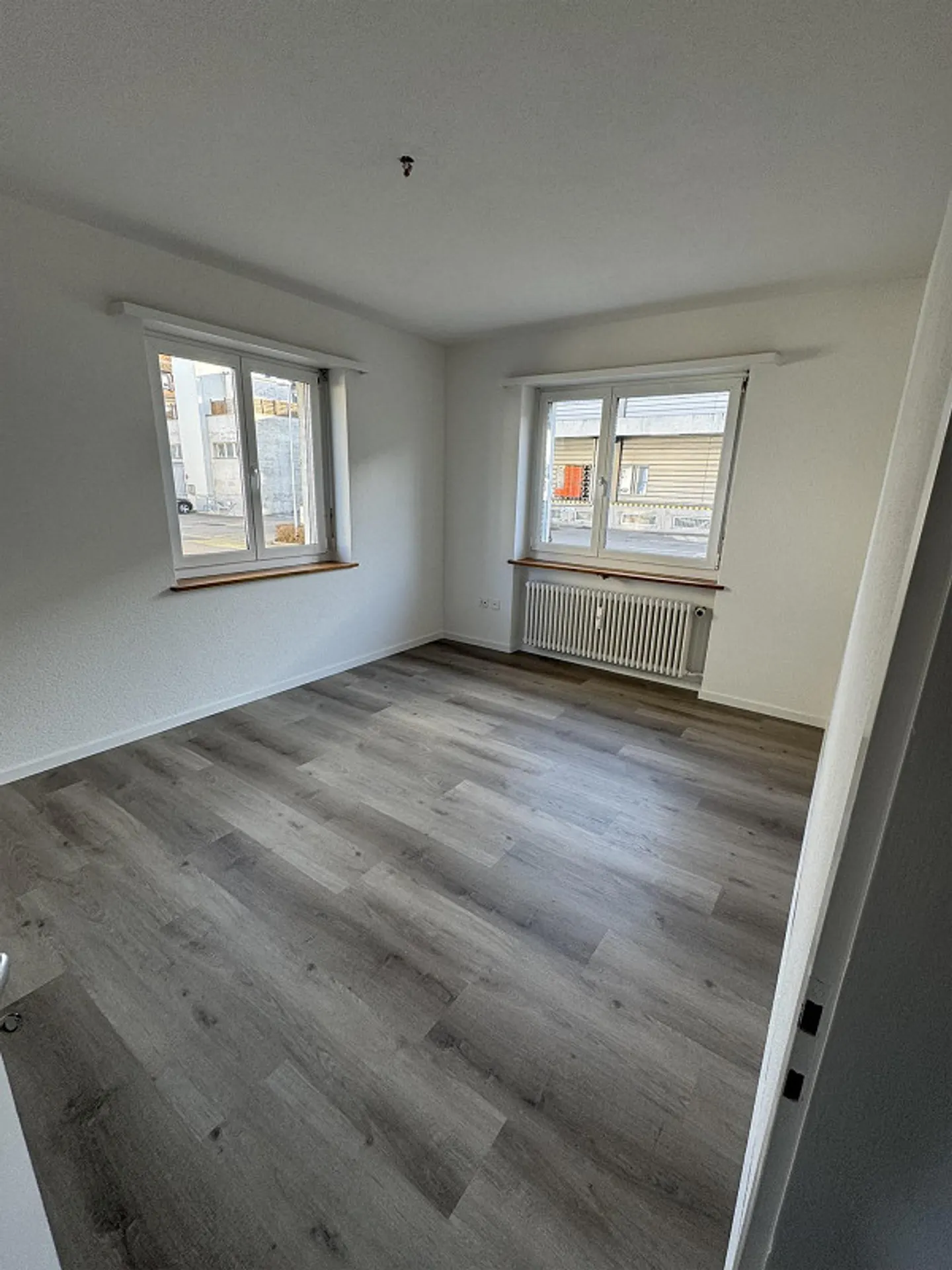 Appartement attrayant de 3,5 pièces dans un emplacement central à Amriswil - Photo 3 sur 5