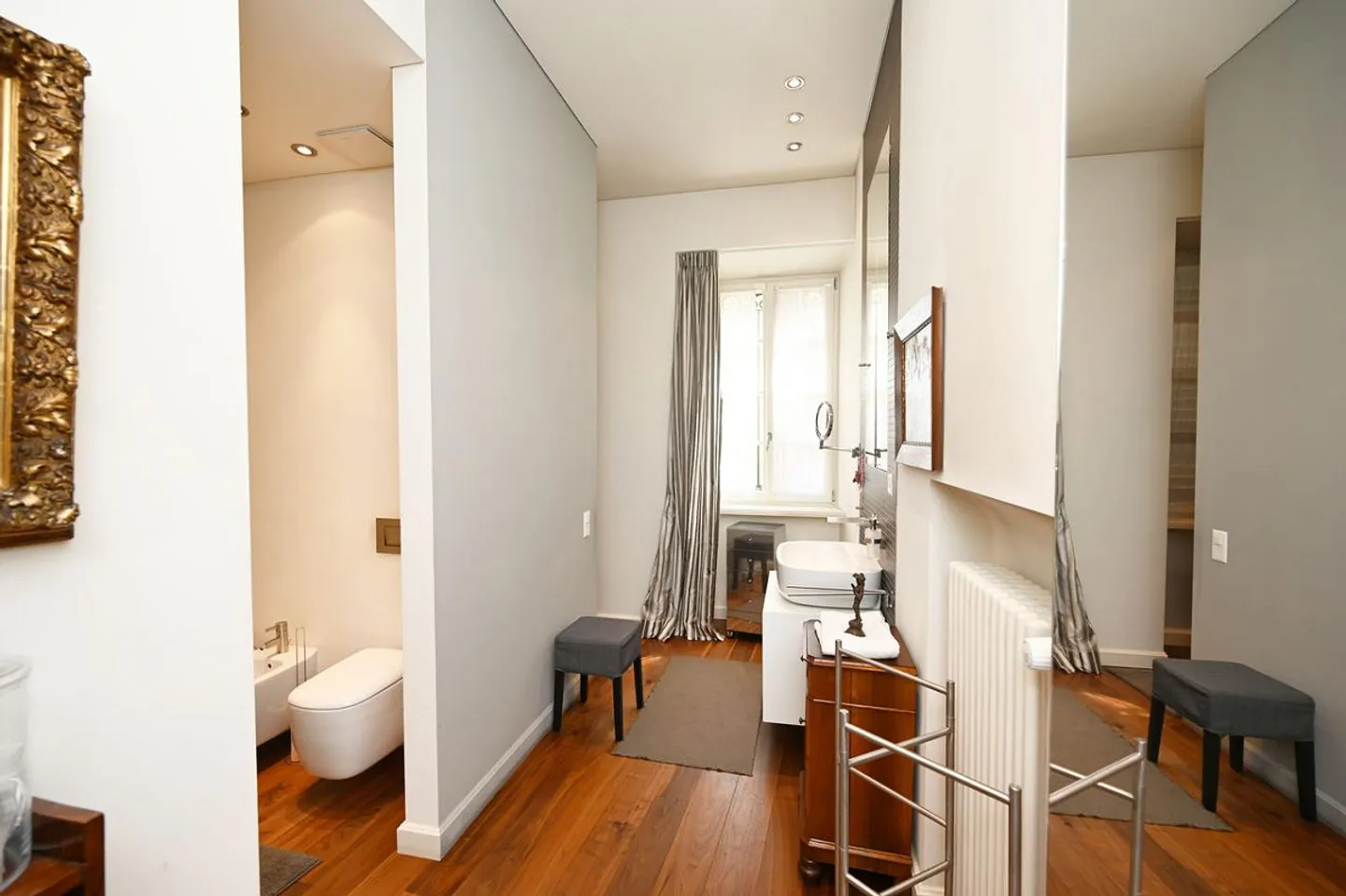 Elegant Noble Apartment for Sale in the Heart of Lugano - Photo 10 of 20