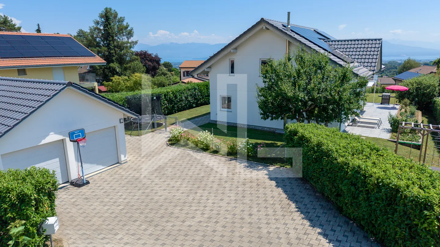 Zeitgenössisches Anwesen mit Aussicht - Foto 23 von 25