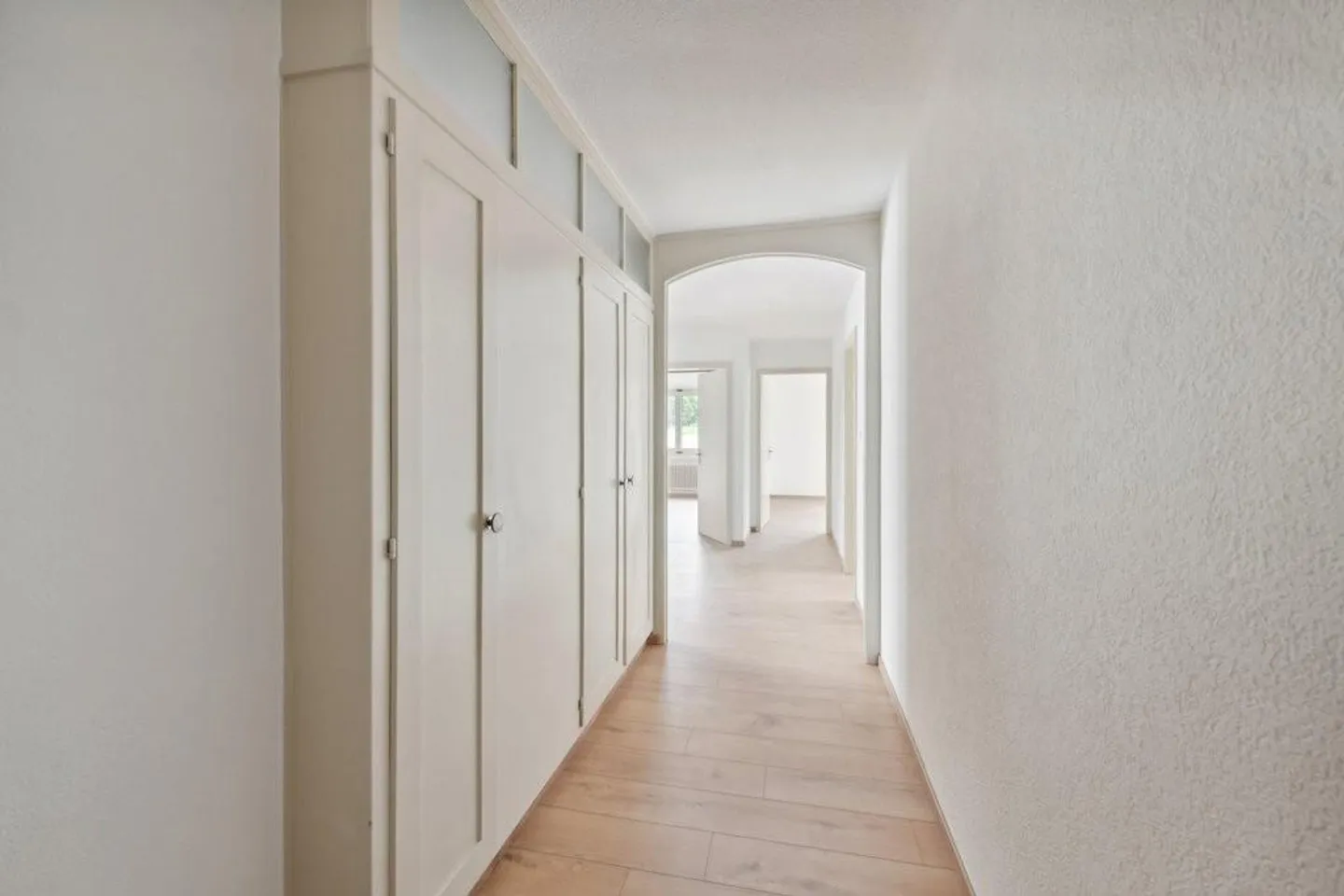 Grosszügige 3.5 Zimmerwohnung in Suhr - Foto 6 von 12