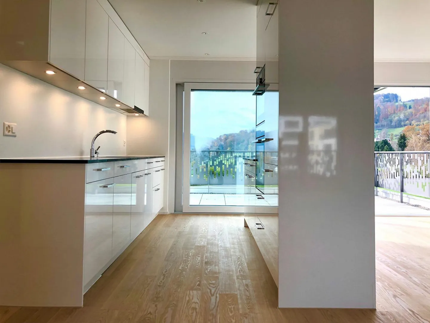 Beautiful 4.5 Room Apartment in Neftenbach - Photo 2 of 9