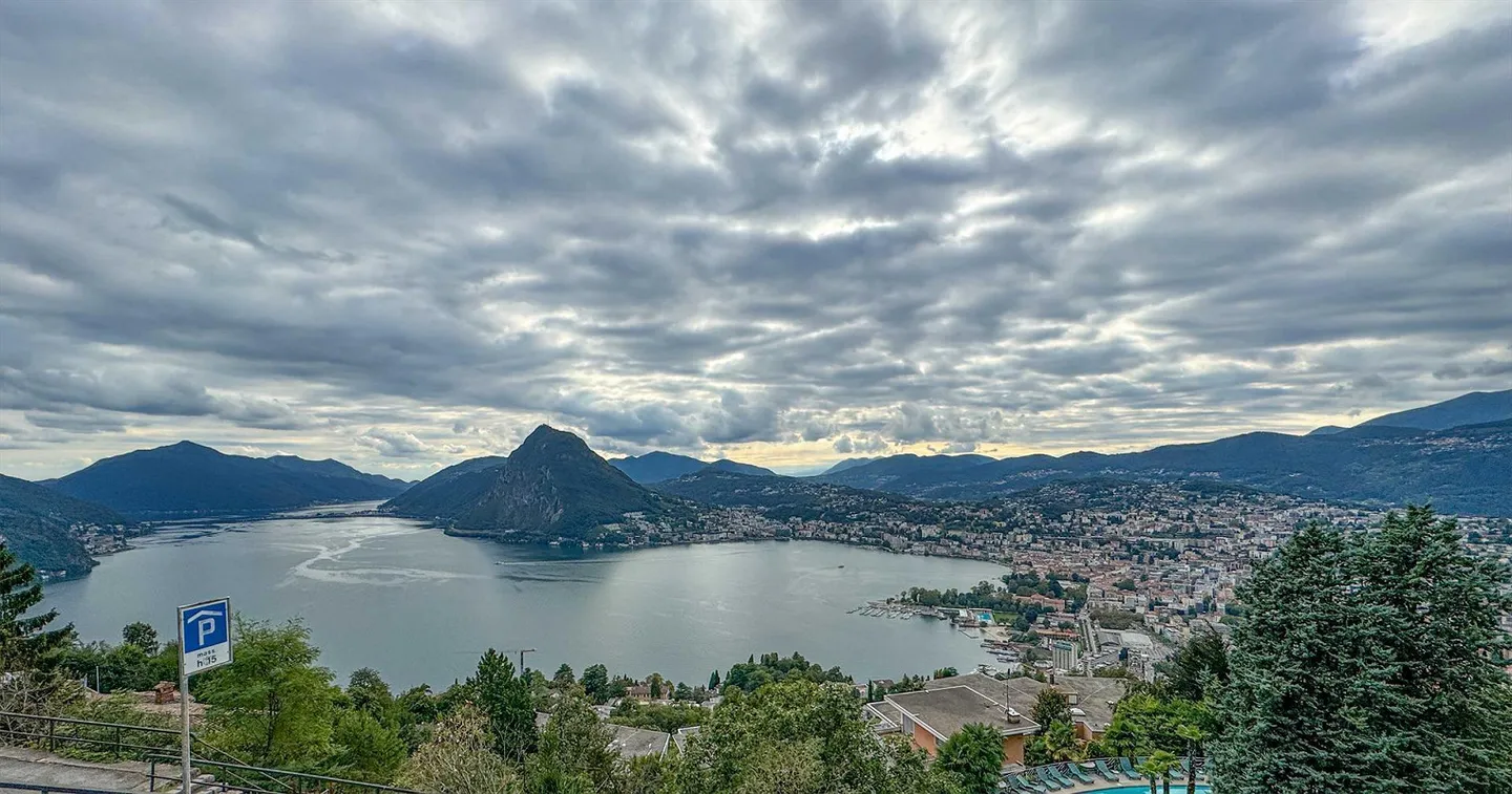 Appartamento con mobili ad Aldesago nel centro città - Foto 7 di 11