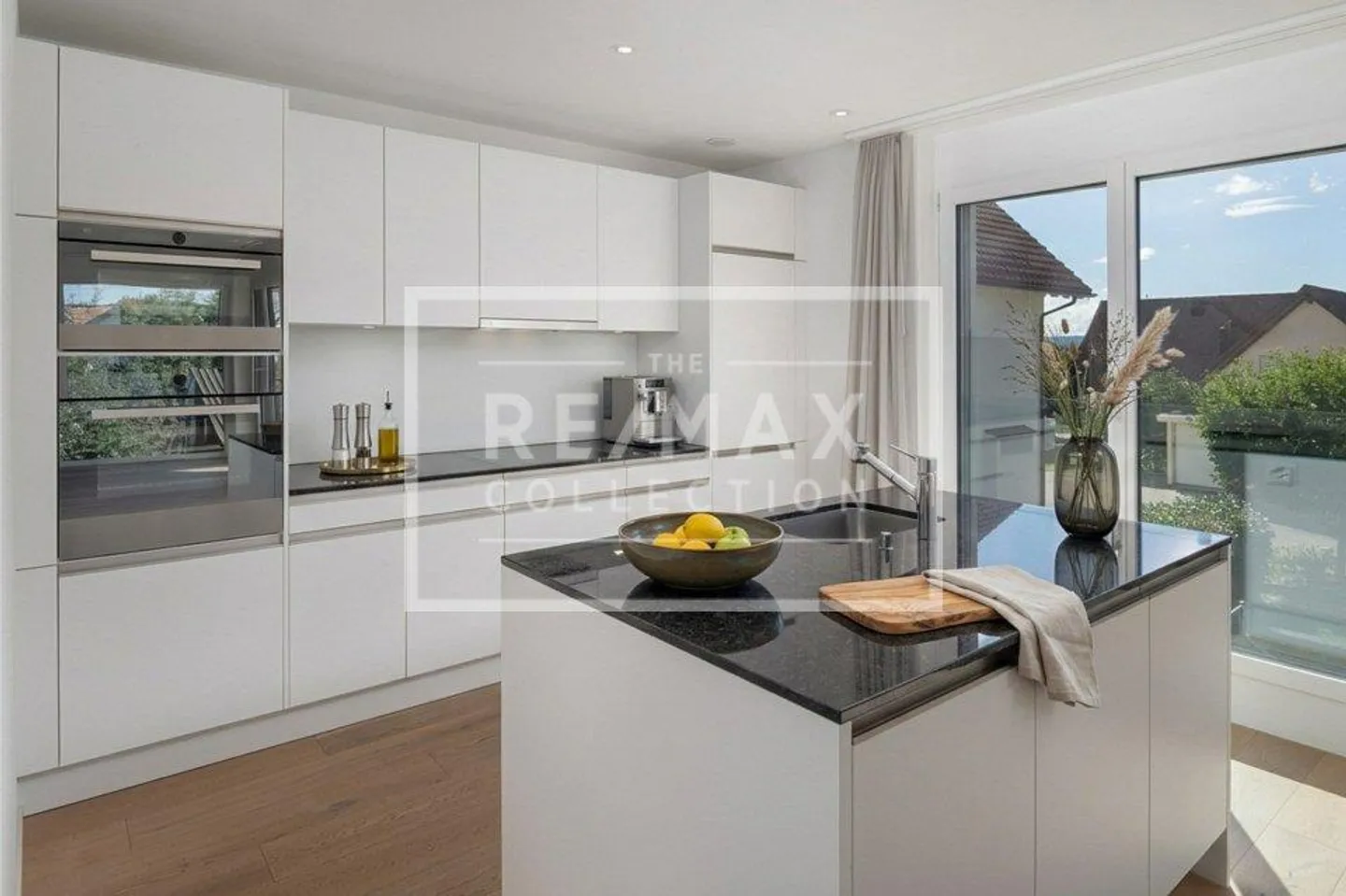 Modernes Apartment mit Seeblick - Foto 3 von 13