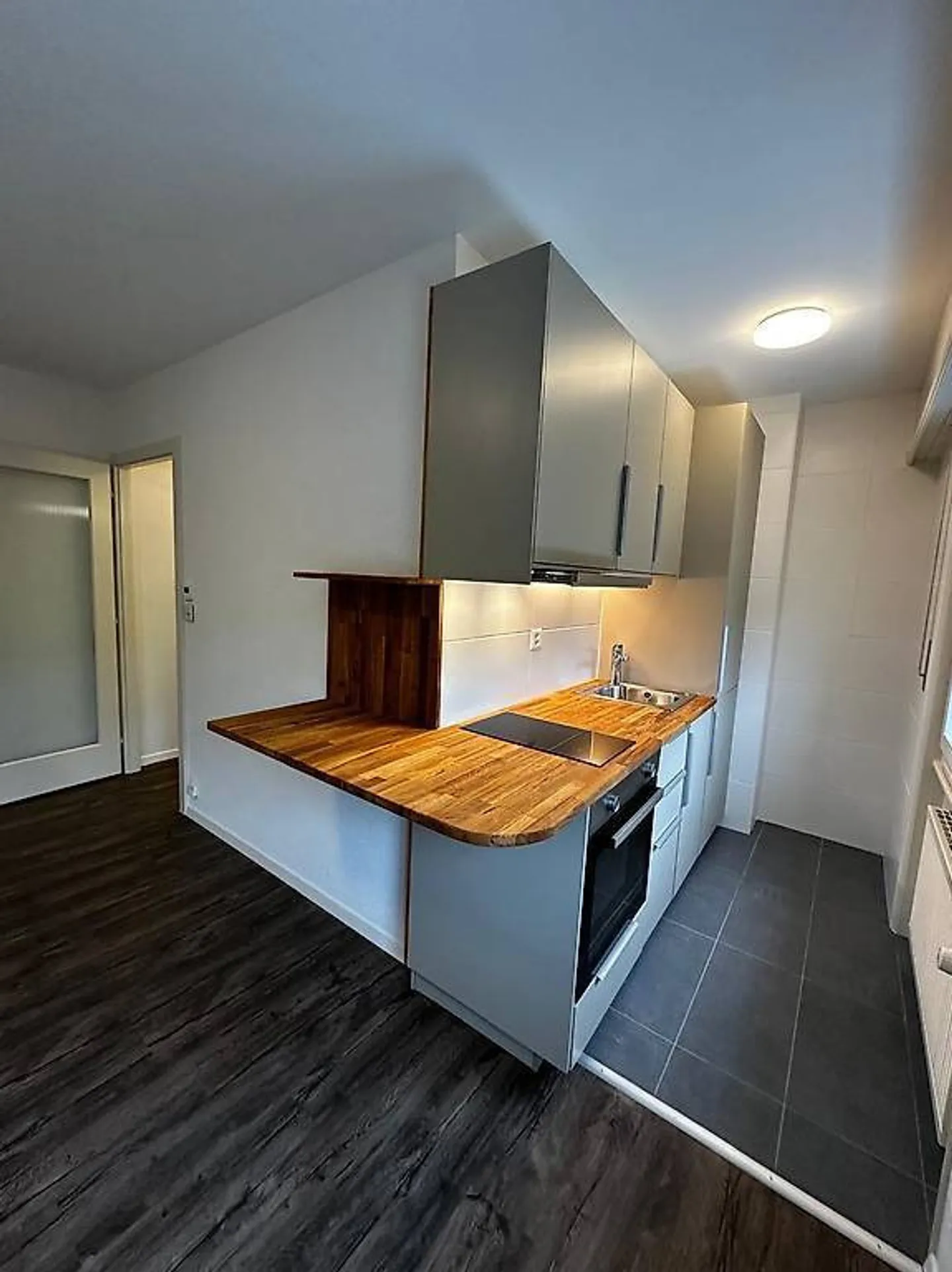 Charmant 1 pièce - Photo 1 sur 5