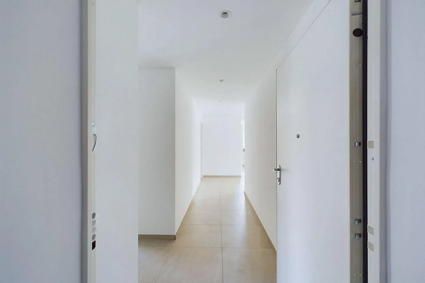Appartement moderne à louer de 3½ pièces dans un excellent emplacement - Photo 7 sur 10