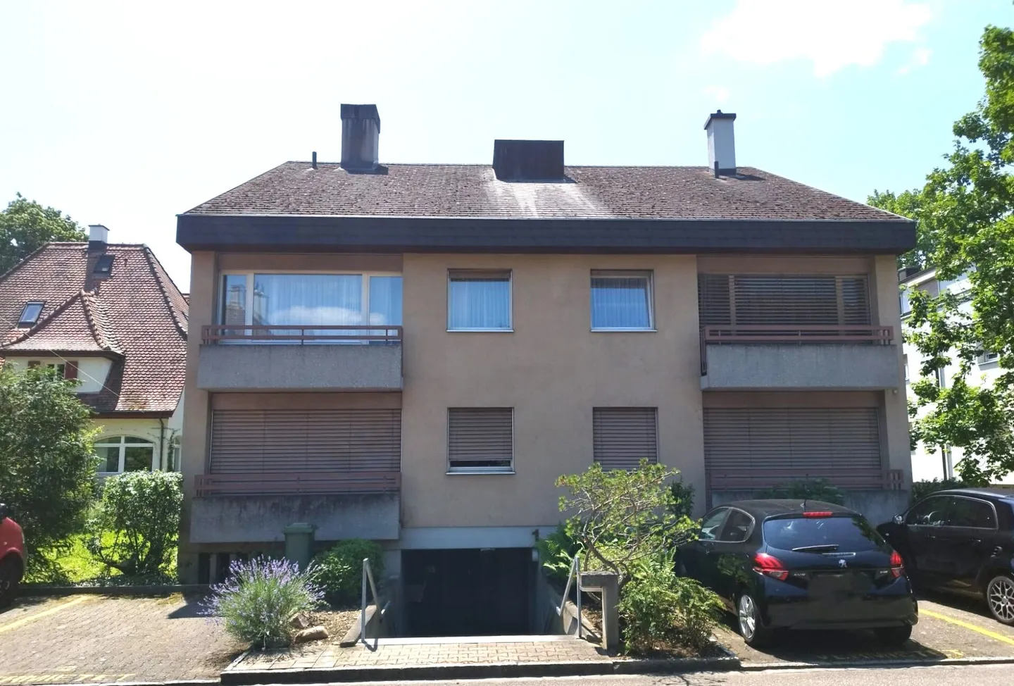 Appartement sous les combles de 2,5 pièces à Reinach avec salle de loisirs - Photo 1 sur 13