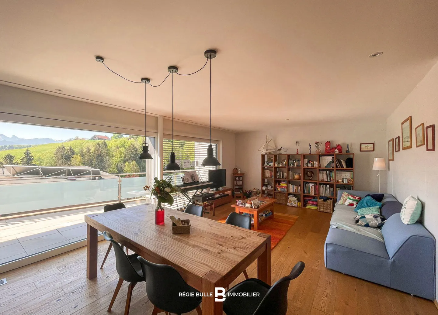 Wunderschöne Villa mit Seeblick - Foto 2 von 7