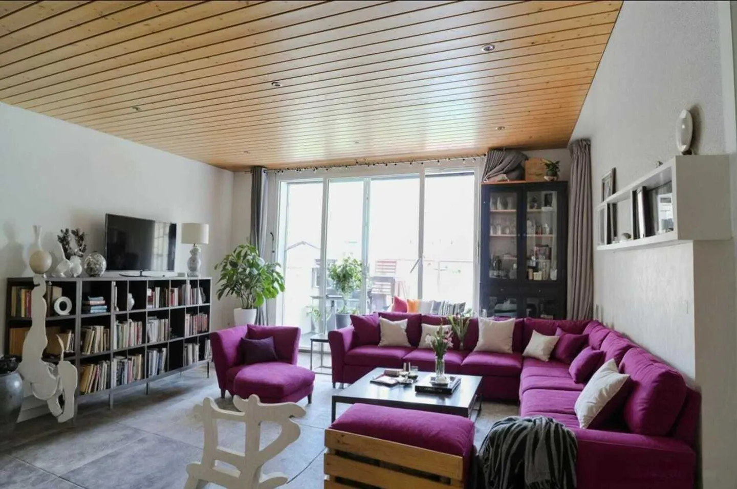 2,5 Zimmer helles Apartment in Martigny mit Terrasse und freier Sicht! - Foto 3 von 5