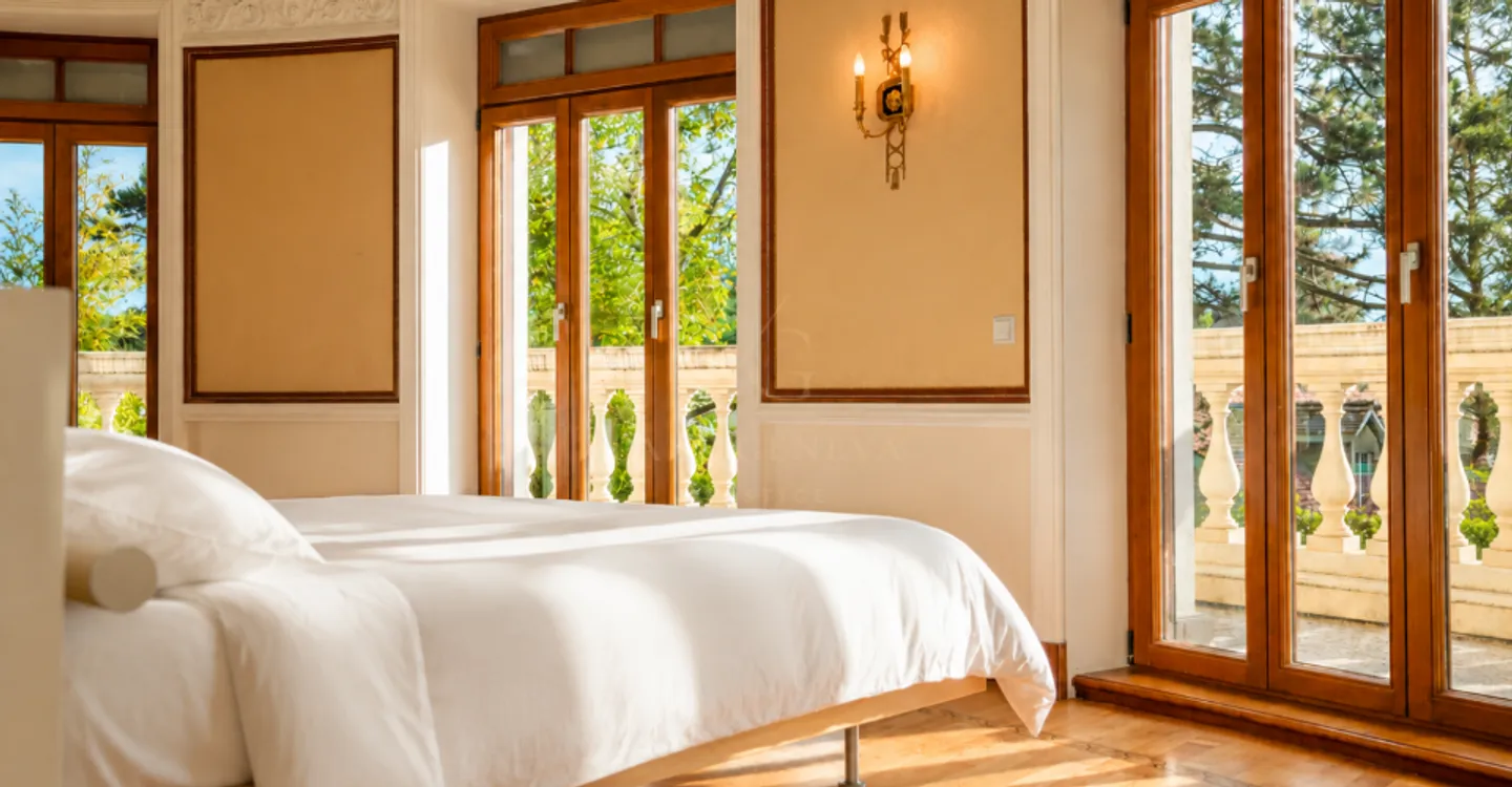 Luxury Villa in Vandoeuvres - Photo 8 of 12