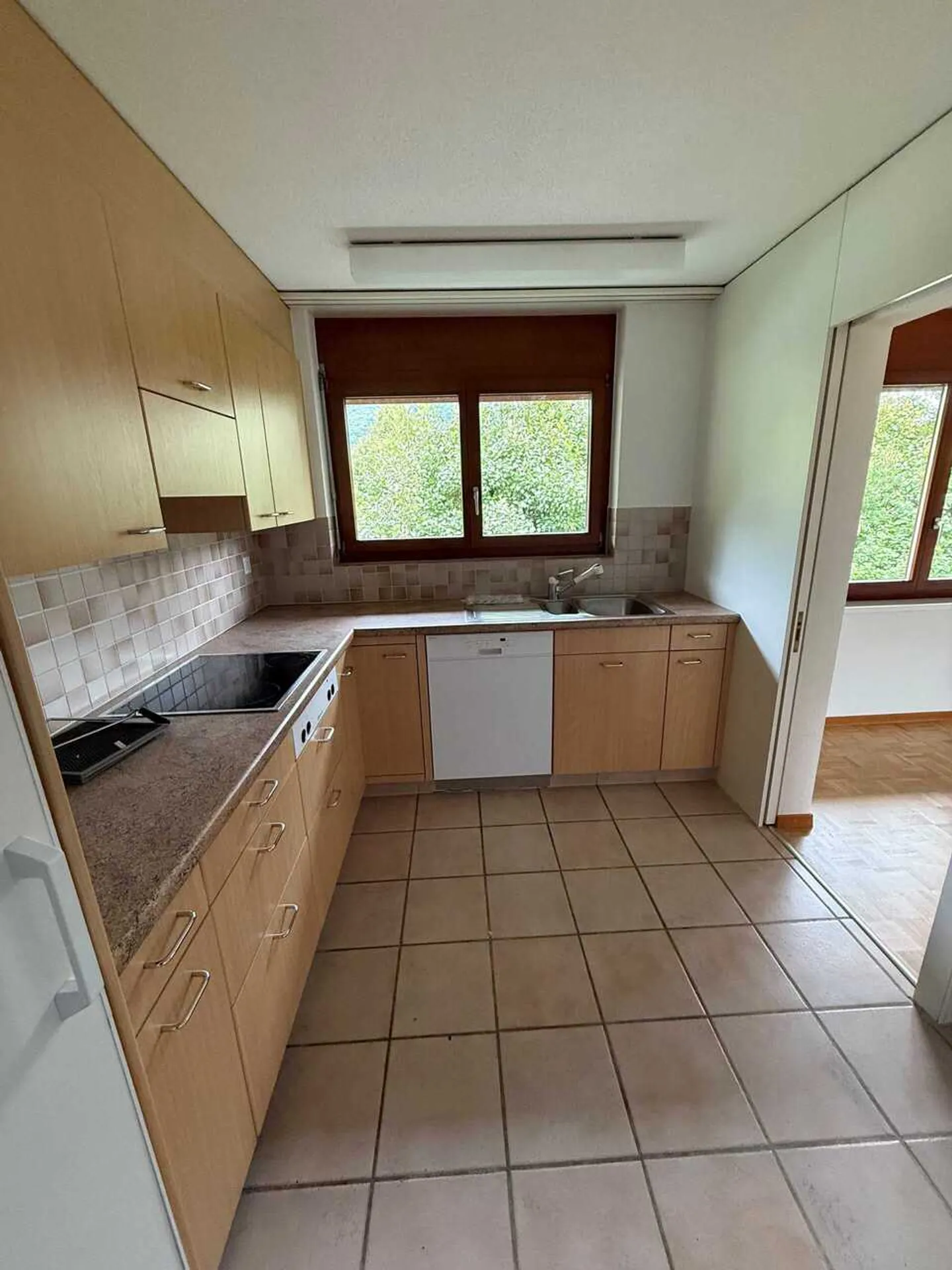 Helle 4.5-Zimmer-Wohnung mit Balkon - Foto 10 von 12