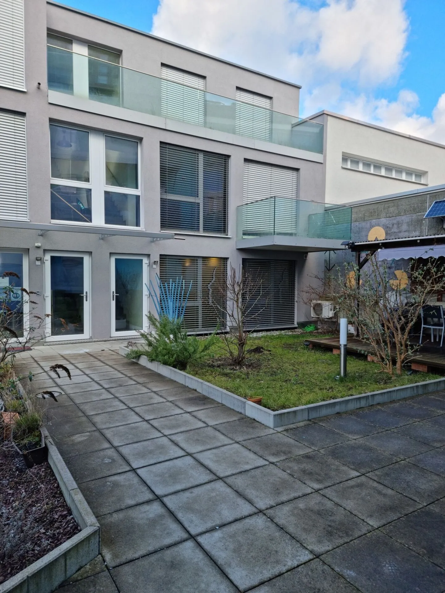 Zentral gelegene 3.5-Zimmer-Wohnung in Biel - Foto 1 von 11