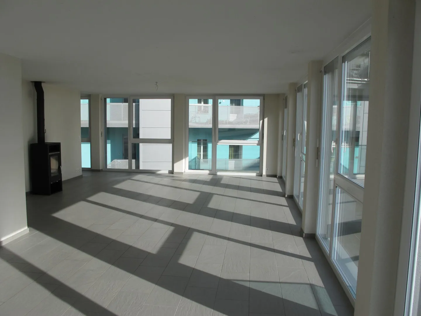 Zentral gelegene 3.5-Zimmer-Wohnung in Biel - Foto 3 von 11