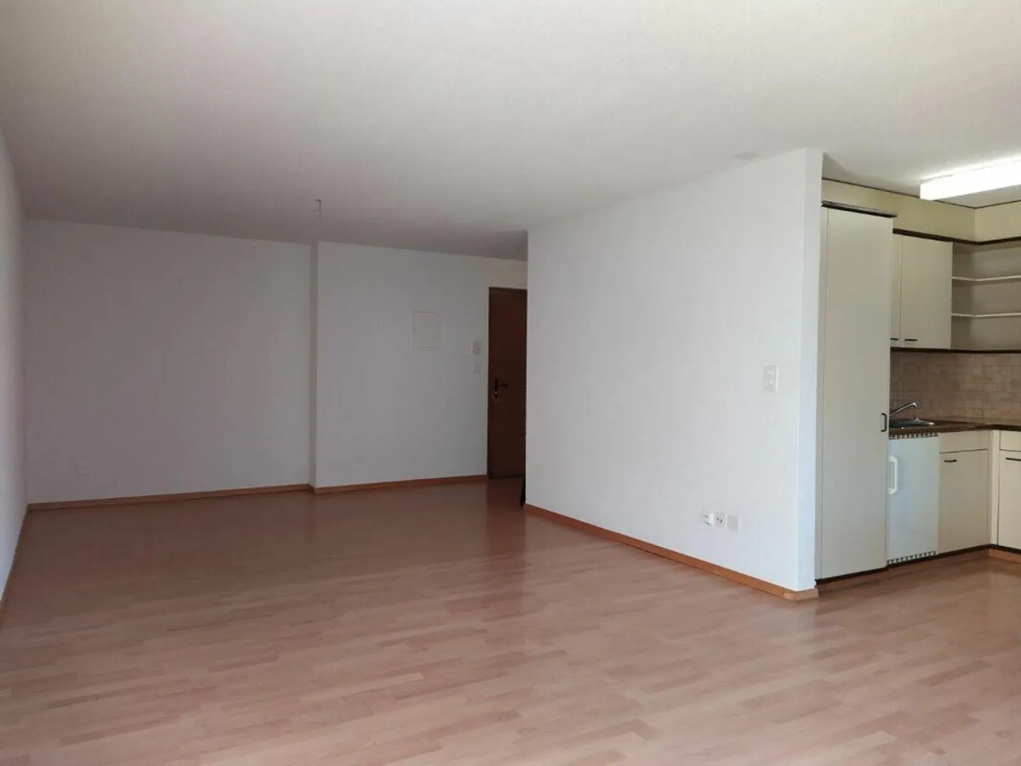 Appartement abordable, situé au centre - Photo 1 sur 10