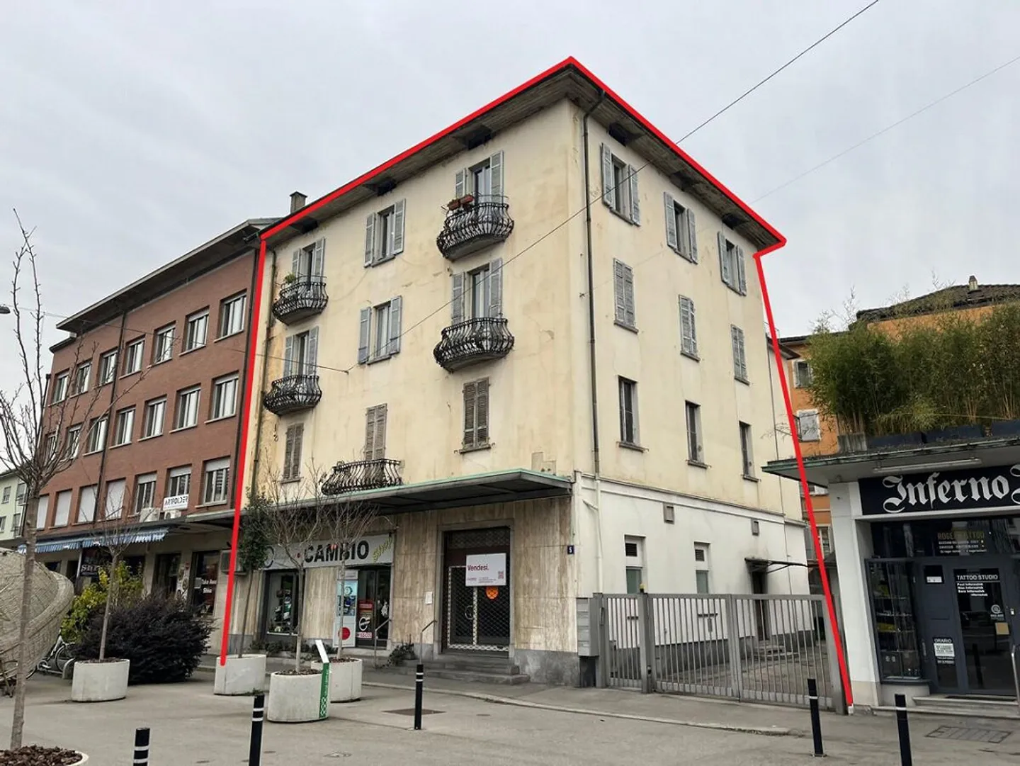 CHIASSO – EINE IMMOBILIE, DIE MEHR BIETET, ALS SIE SICH VORSTELLEN KÖNNEN - Foto 5 von 6