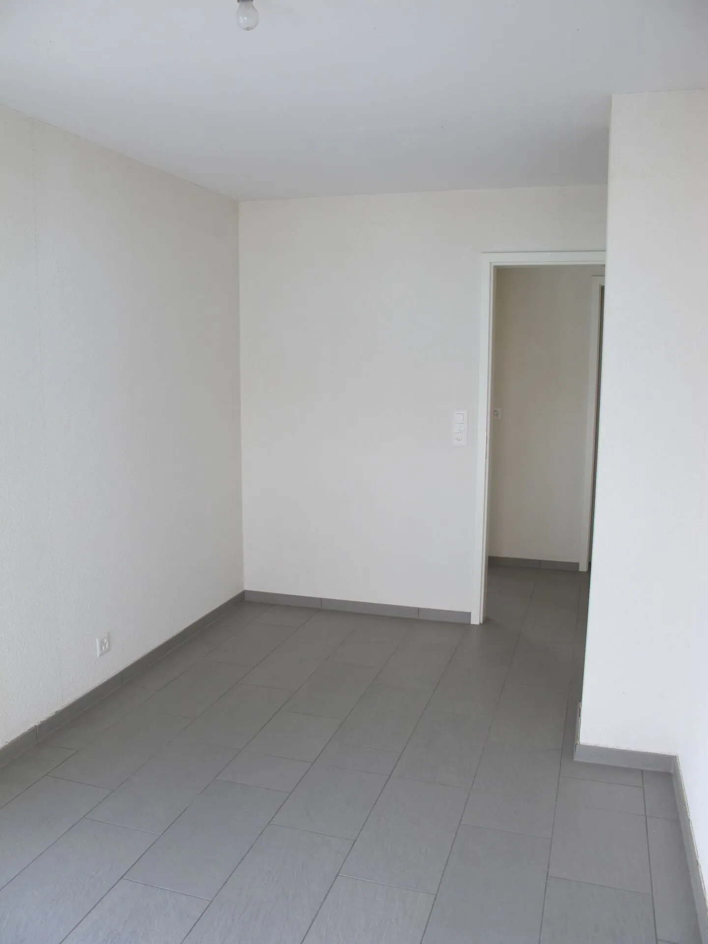 Zentral gelegene 3.5-Zimmer-Wohnung in Biel - Foto 11 von 11