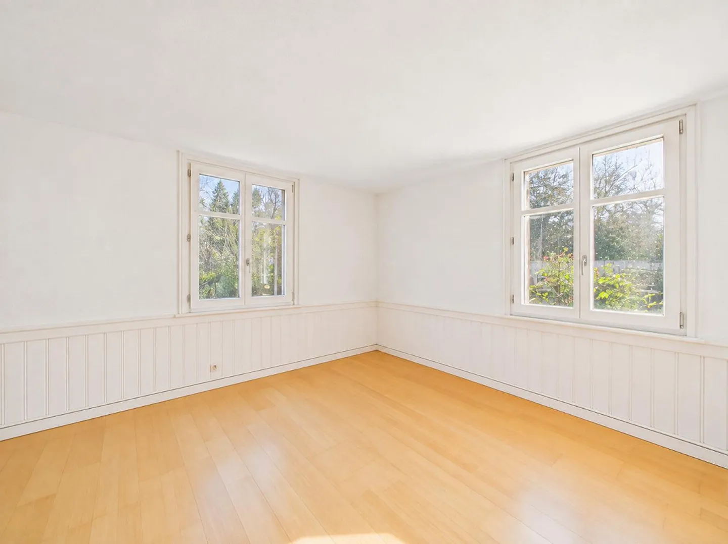 Casa plurifamiliare con 3 unità e grande giardino a Kreuzlingen - Foto 5 di 28