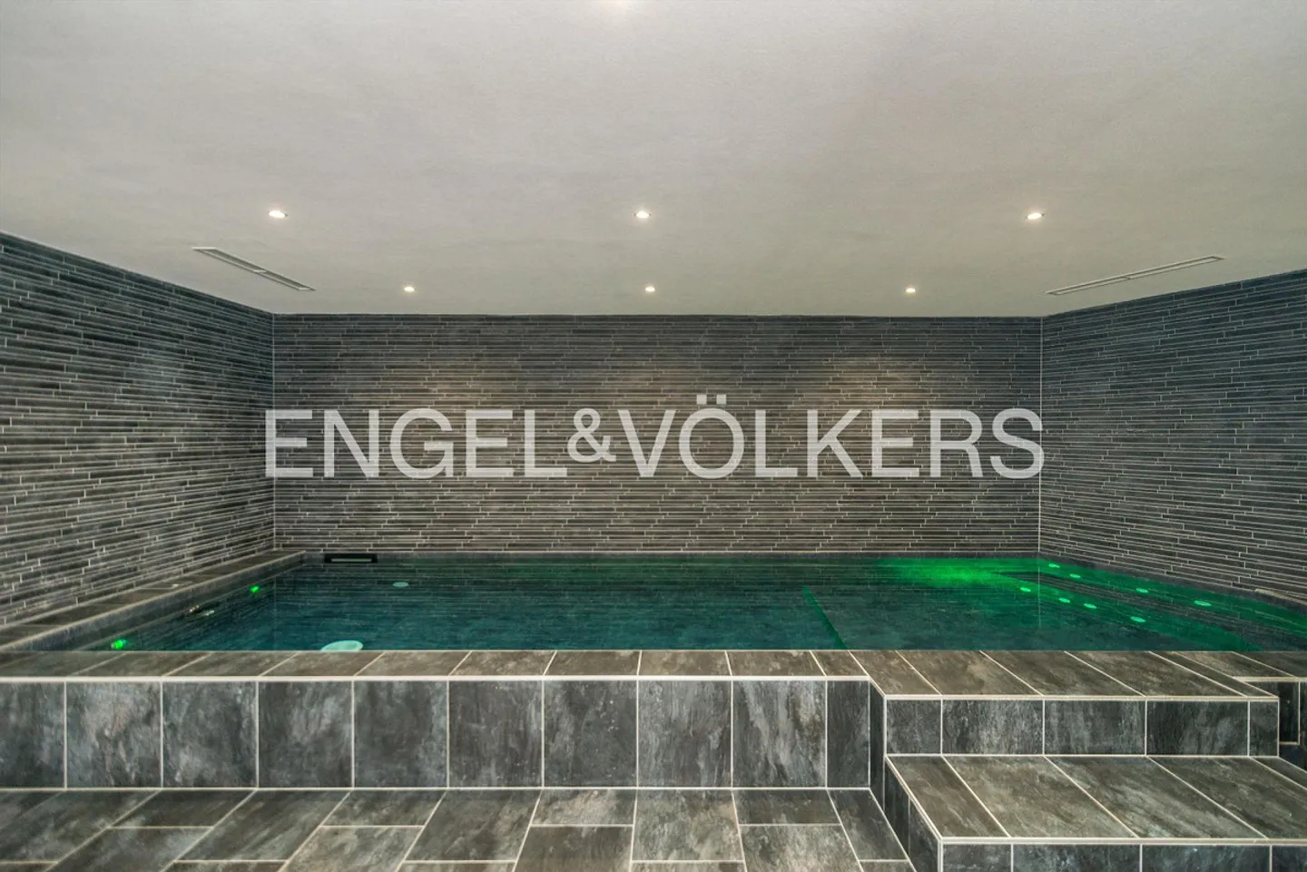 Prestigevolle Residenz direkt am See - Foto 9 di 13
