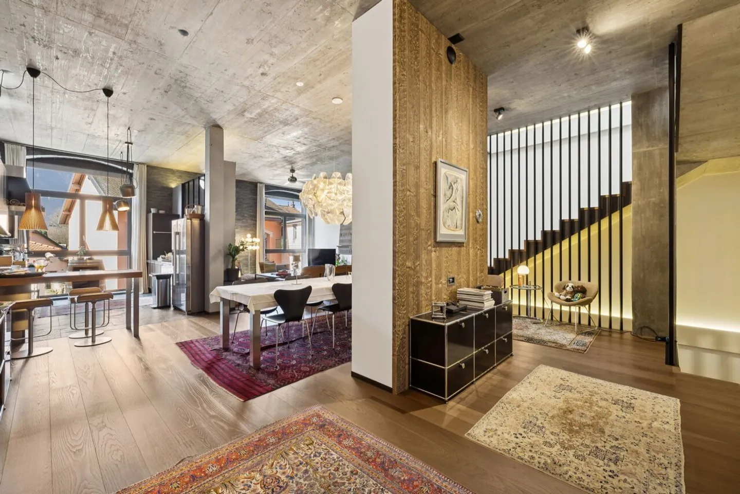 Charakter-Loft mit Aufzug und Dachterrasse - Foto 7 von 13