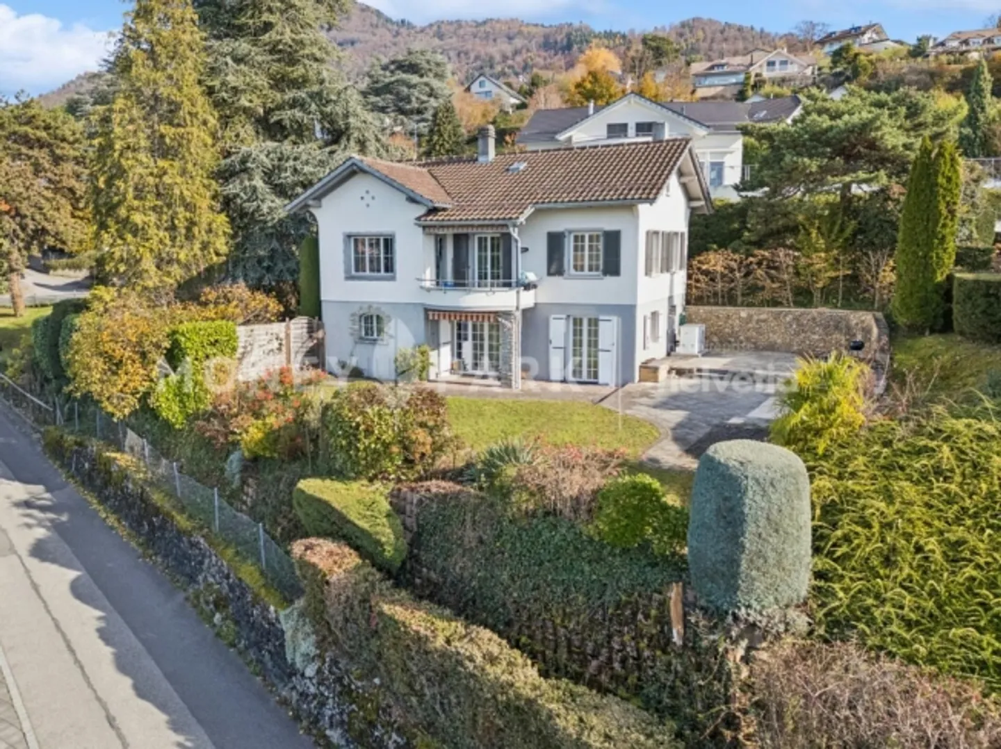 Einzelhaus mit 4 Zimmern - Foto 1 von 14