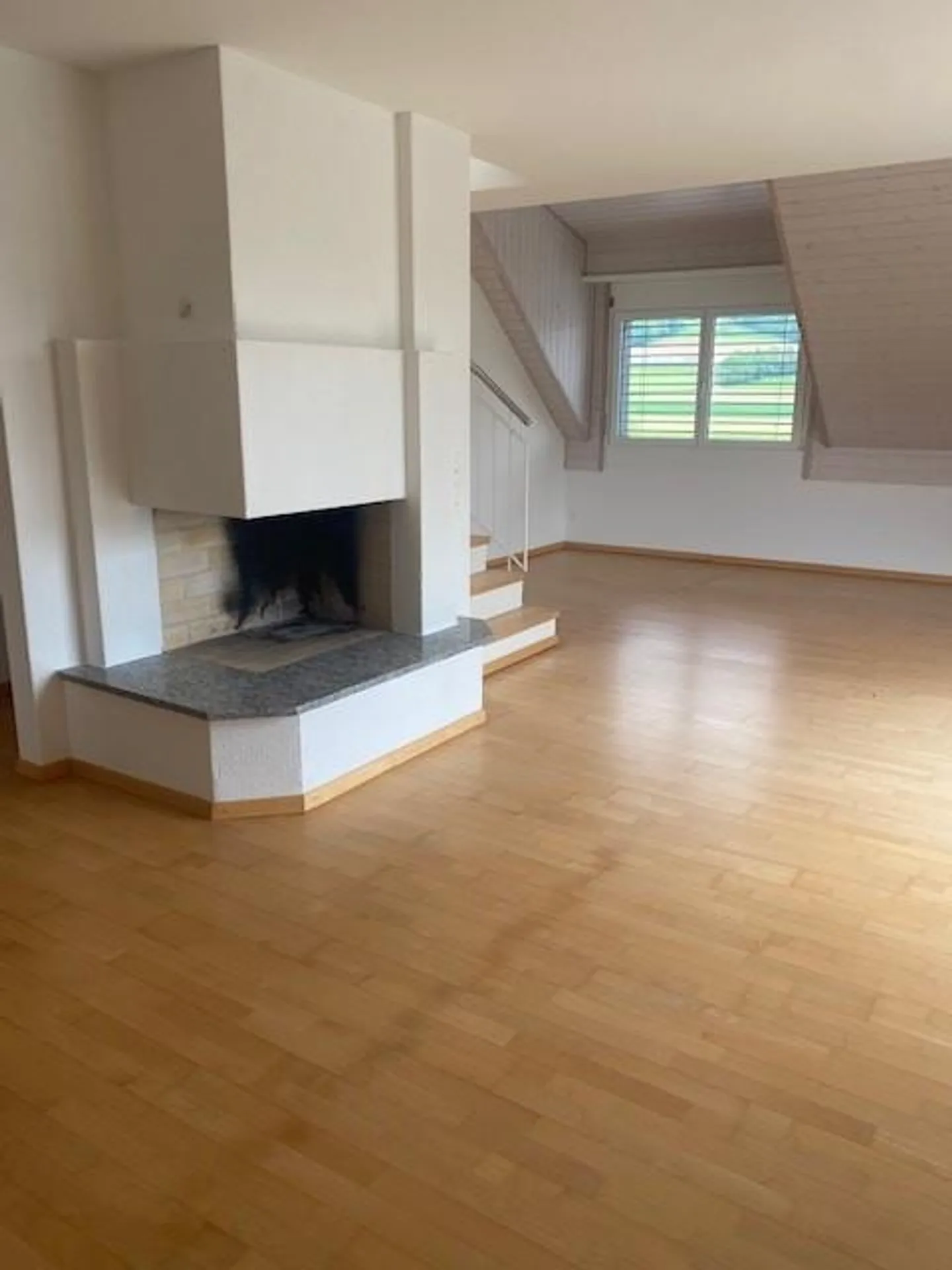 Maisonette attraente all'ultimo piano! - Foto 2 di 15