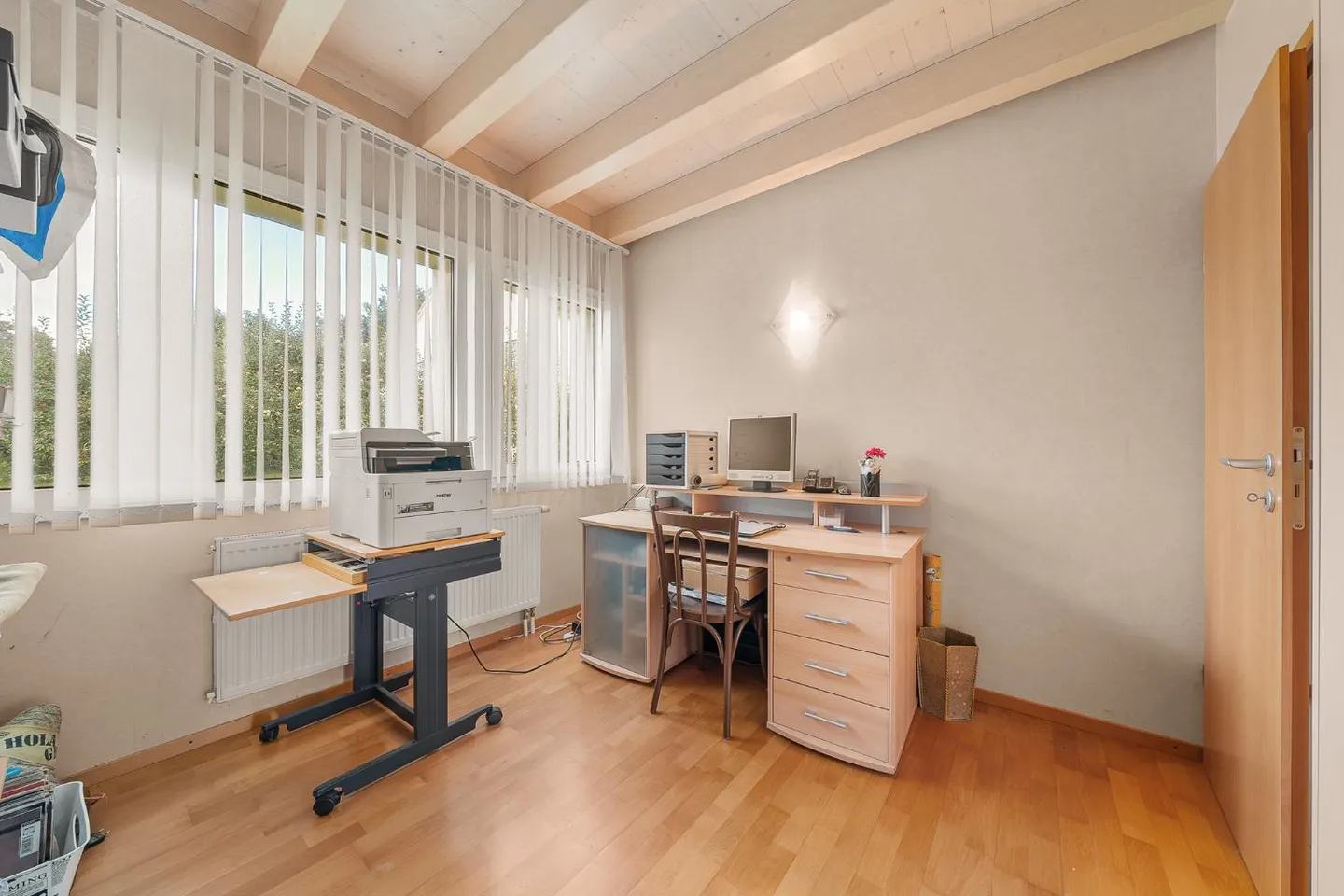 Superba villa indipendente di 6 stanze con bella vista e grande giardino - quartiere - Foto 13 di 19