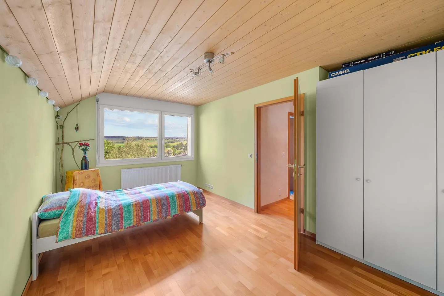 Superba villa indipendente di 6 stanze con bella vista e grande giardino - quartiere - Foto 17 di 19