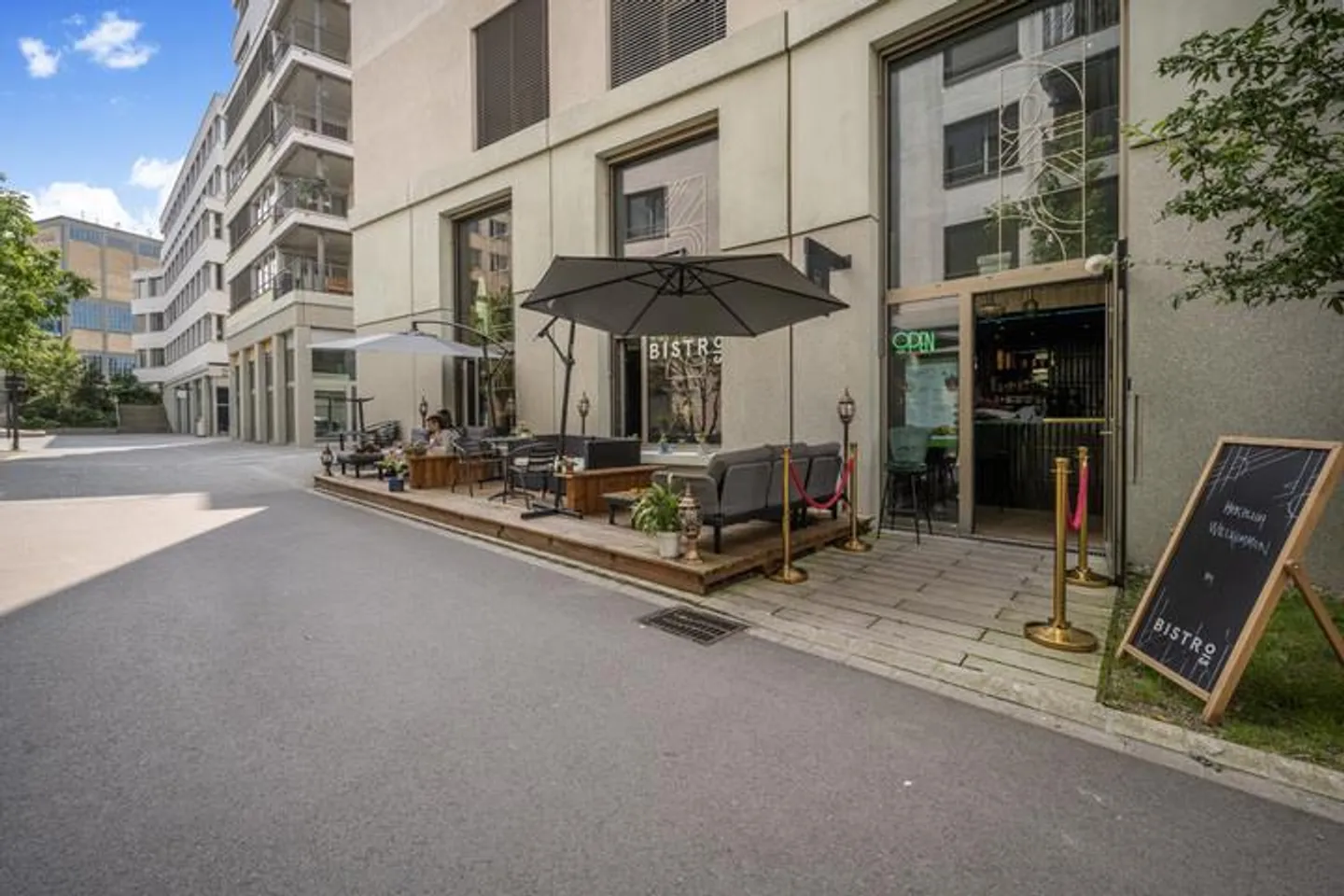 Edificio ad uso misto in vendita - Foto 7 di 8