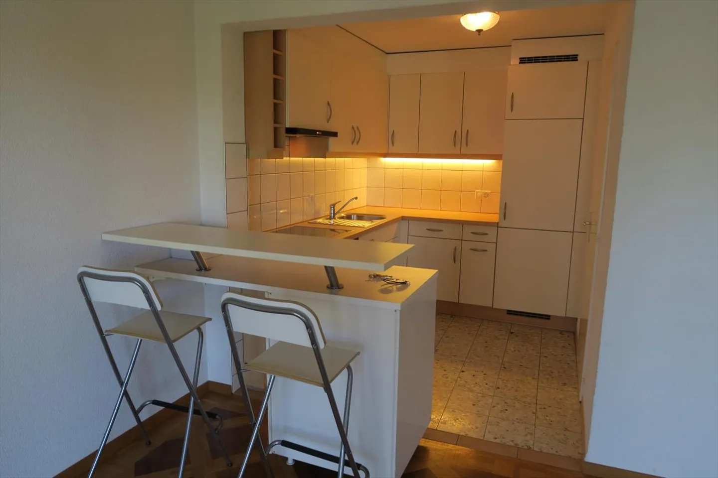 3.5 Room Apartment - Photo 6 of 12