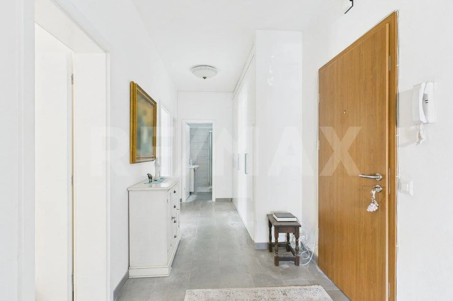 Helles 4,5-Zimmer-Einkommensapartment in zentraler Lage - Foto 8 von 9