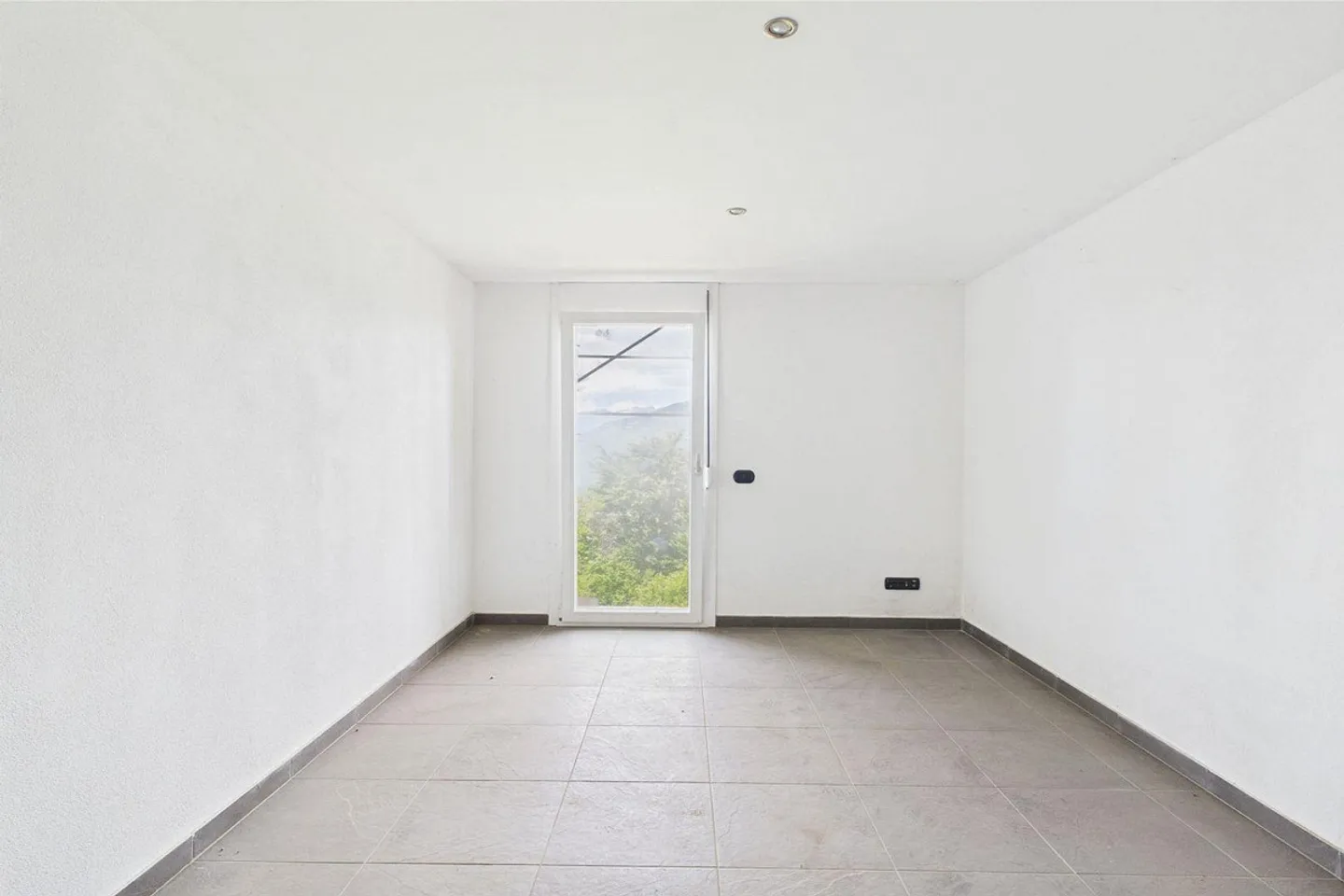 San Nazzaro - New construction in the green - Dream panoramic view! - Photo 17 of 26