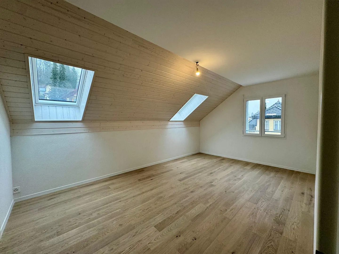 Magnifique attique avec vue - Photo 9 sur 13