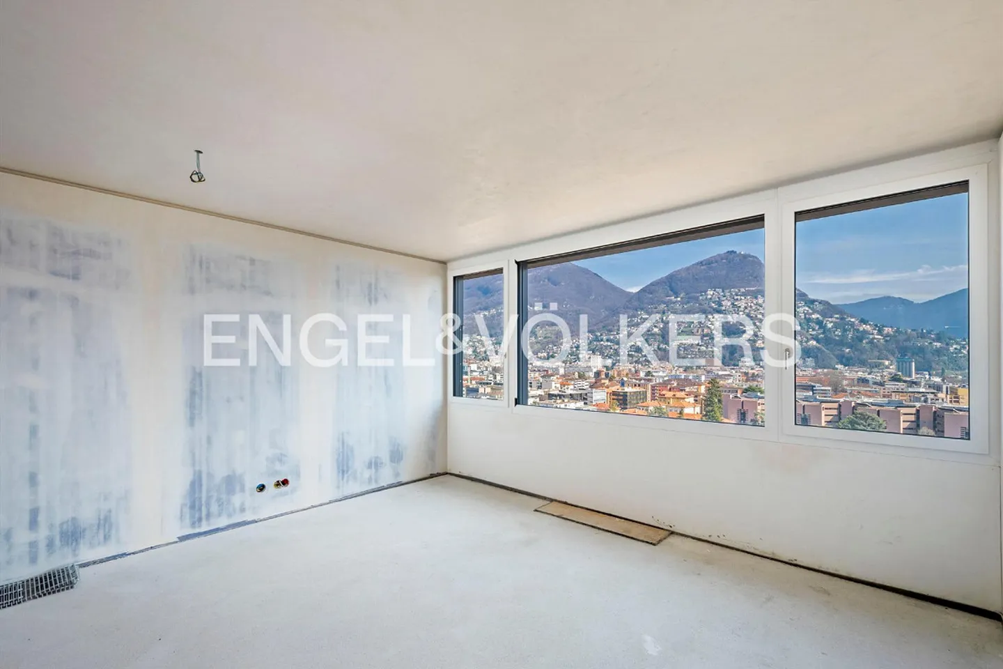 Brandneue Attika-Wohnung in Lugano - Foto 4 von 8